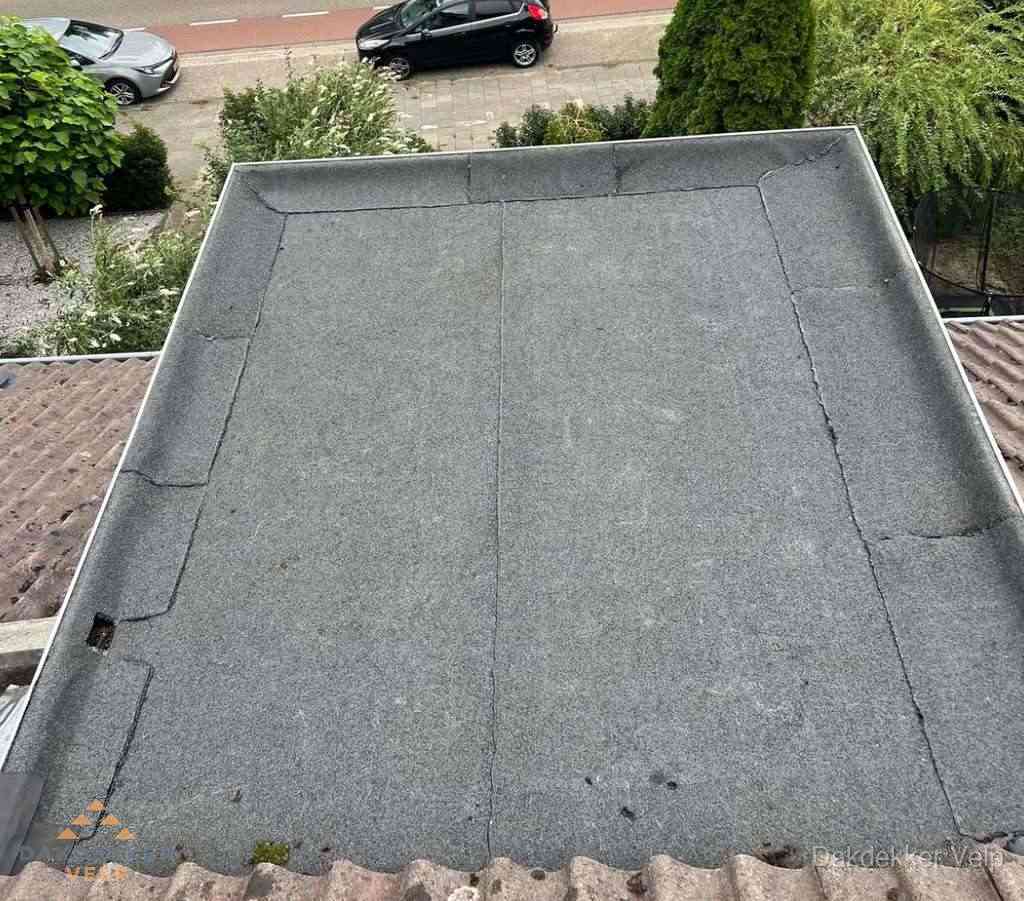 Dakbedekking schuur met bitumen in Velp